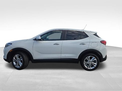 Used 2023 Buick Encore GX Preferred w/ Cold Weather Comfort Package AWD/4WD image 2
