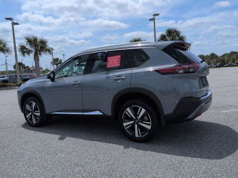 Certified 2023 Nissan Rogue SL image 6