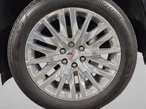 Used 2023 GMC Yukon XL Denali AWD/4WD image 23