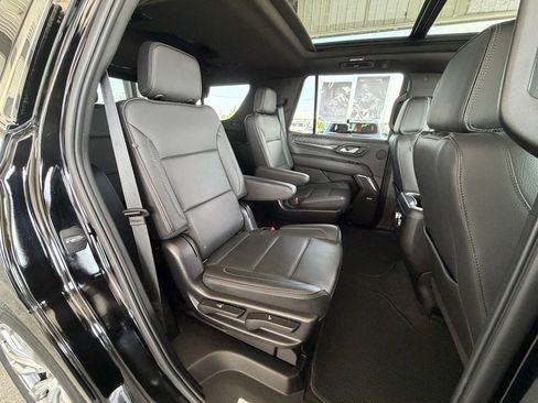 Used 2022 GMC Yukon Denali AWD/4WD image 34