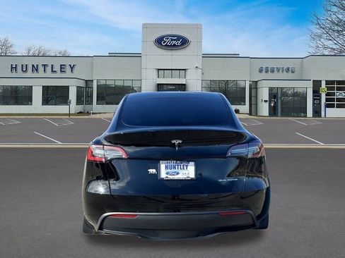 Used 2023 Tesla Model Y Long Range image 5