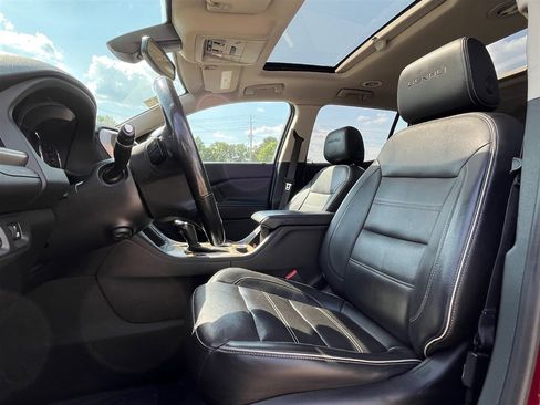 Used 2018 GMC Acadia Denali w/ LPO, Protection Package AWD/4WD image 4