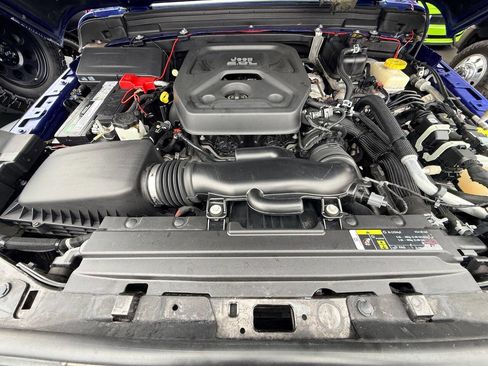 Used 2019 Jeep Wrangler Unlimited Sport S image 35