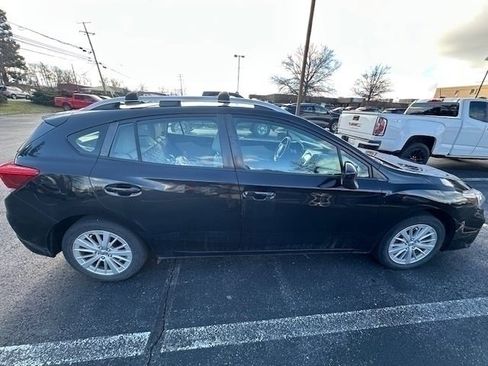 Used 2018 Subaru Impreza 2.0i Premium w/ Eyesight & BSD & Rcta image 4