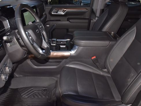 Used 2024 Chevrolet Silverado 1500 RST image 13