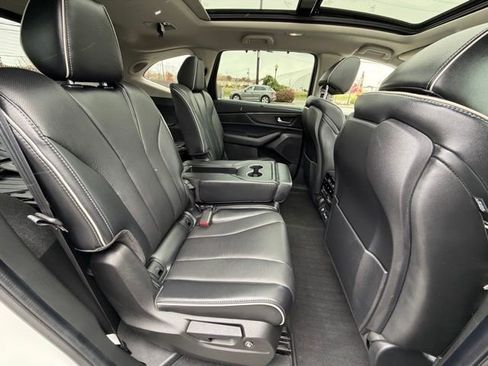 Used 2022 Acura MDX SH-AWD w/ Advance Package image 30