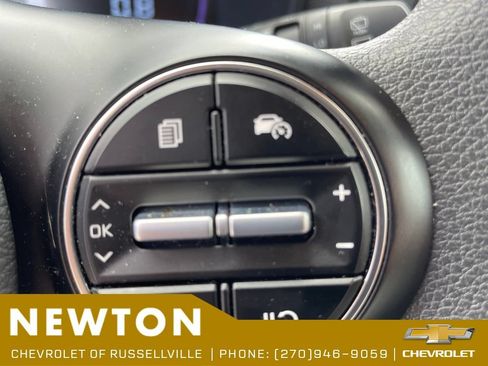 Used 2025 Kia Soul LX w/ LX Technology Package FWD image 15