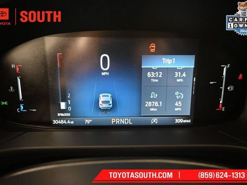Used 2025 Ford Escape ST-Line AWD/4WD image 12
