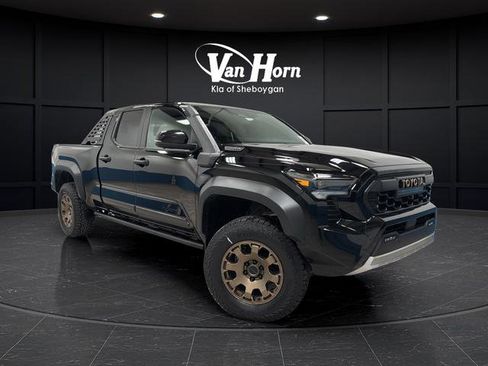 Used 2024 Toyota Tacoma 4x4 Double Cab Hybrid image 1