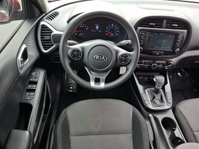 Used 2020 Kia Soul LX FWD image 18