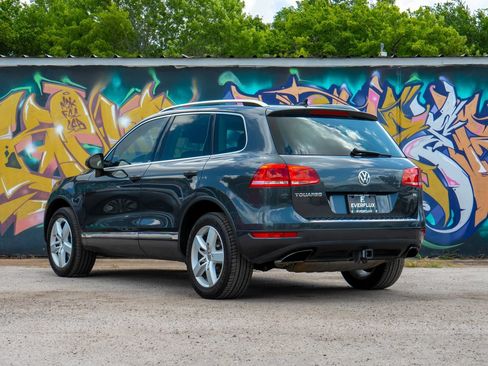 Used 2014 Volkswagen Touareg VR6 AWD/4WD image 13