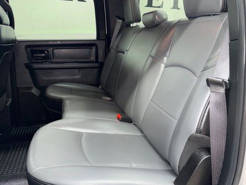 Used 2022 RAM 3500 Tradesman w/ Chrome Appearance Group AWD/4WD image 35