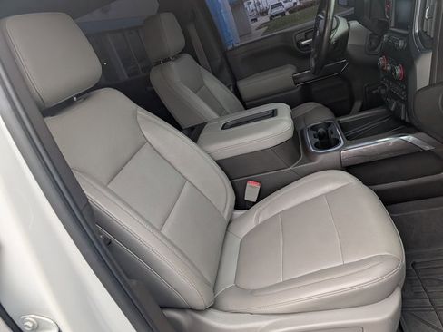 Used 2019 Chevrolet Silverado 1500 LTZ w/ LTZ Premium Package image 4