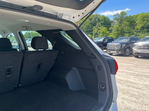 Used 2023 Chevrolet Equinox LS FWD image 11
