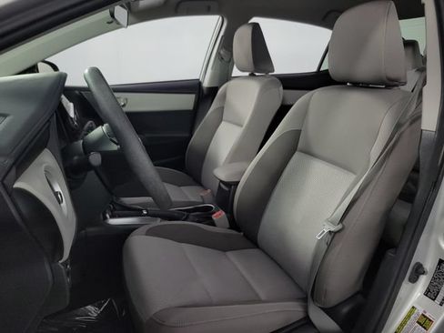 Used 2019 Toyota Corolla LE FWD image 12