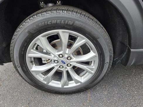 Certified 2024 Ford Explorer XLT w/ Equipment Group 202A AWD/4WD image 45