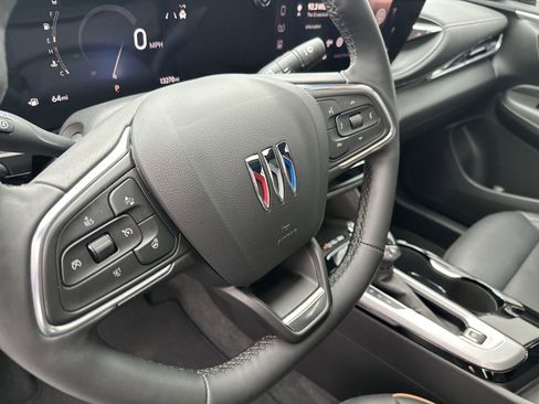 Certified 2024 Buick Envista Avenir image 14