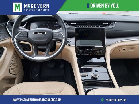 Used 2022 Jeep Grand Cherokee L Limited w/ Luxury Tech Group II AWD/4WD image 24
