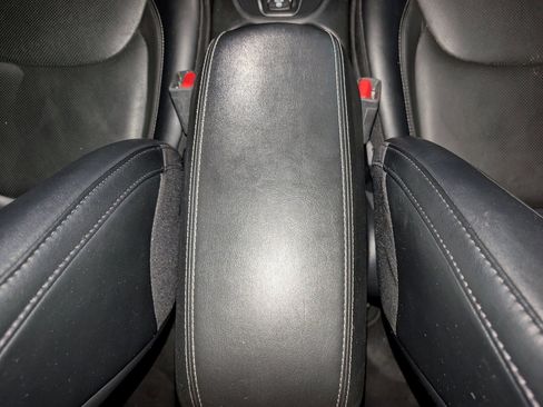 Used 2022 Jeep Cherokee Latitude Lux FWD image 38