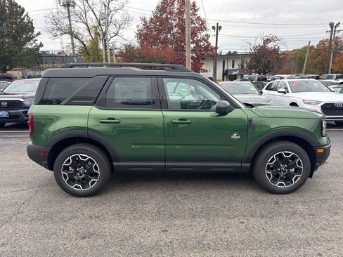 New 2025 Ford Bronco Sport Outer Banks image 4