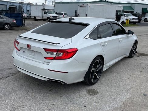 Used 2021 Honda Accord Sport image 6