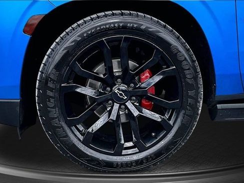 Used 2022 Chevrolet Suburban Premier image 33