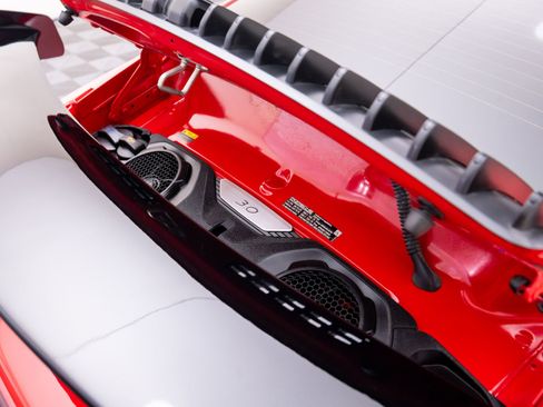 Used 2022 Porsche 911 Carrera image 31