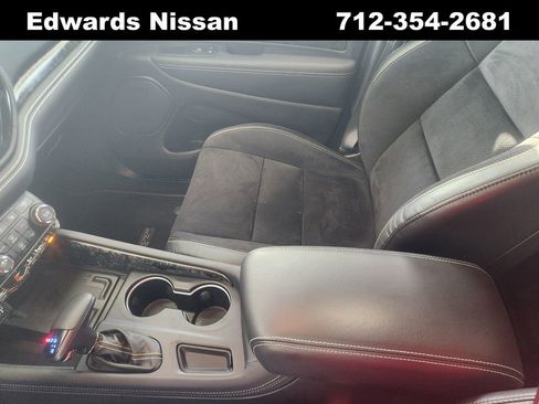 Used 2024 Dodge Durango SRT image 31