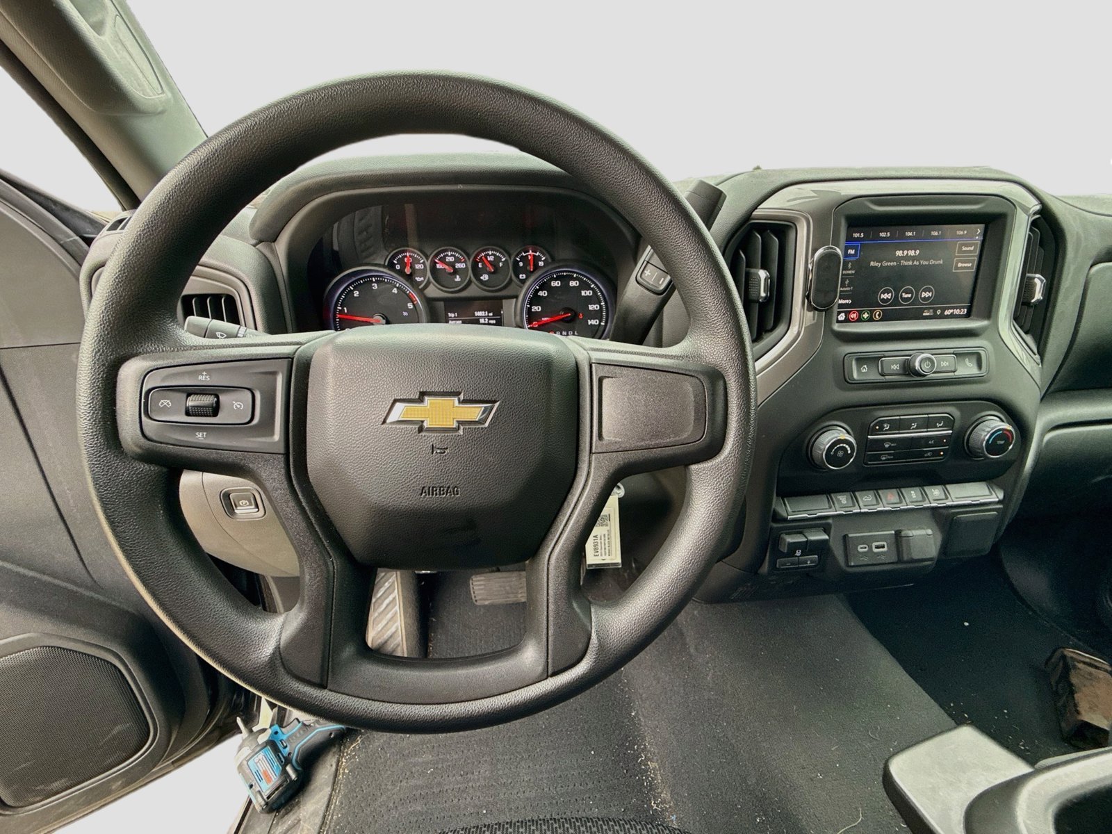 Used 2023 Chevrolet Silverado 2500 Custom w/ Custom Value Package AWD/4WD image 17