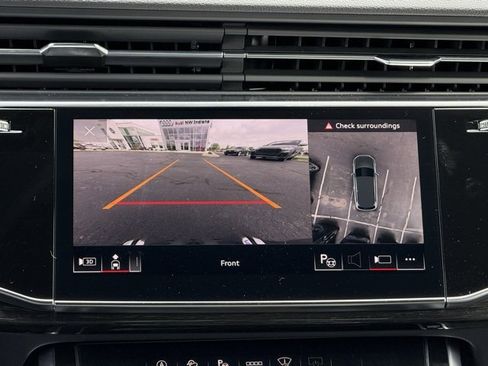 New 2025 Audi Q7 3.0T Prestige image 29
