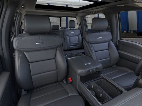 New 2026 Ford F350 Platinum w/ Tremor Off-Road Package image 10
