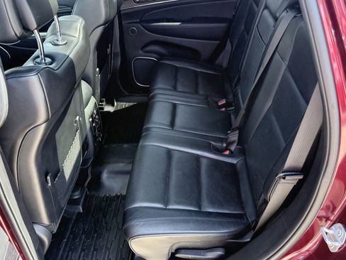Used 2020 Jeep Grand Cherokee High Altitude AWD/4WD image 34