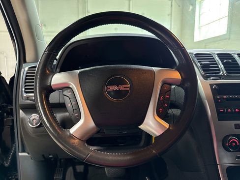 Used 2011 GMC Acadia SLE FWD image 9