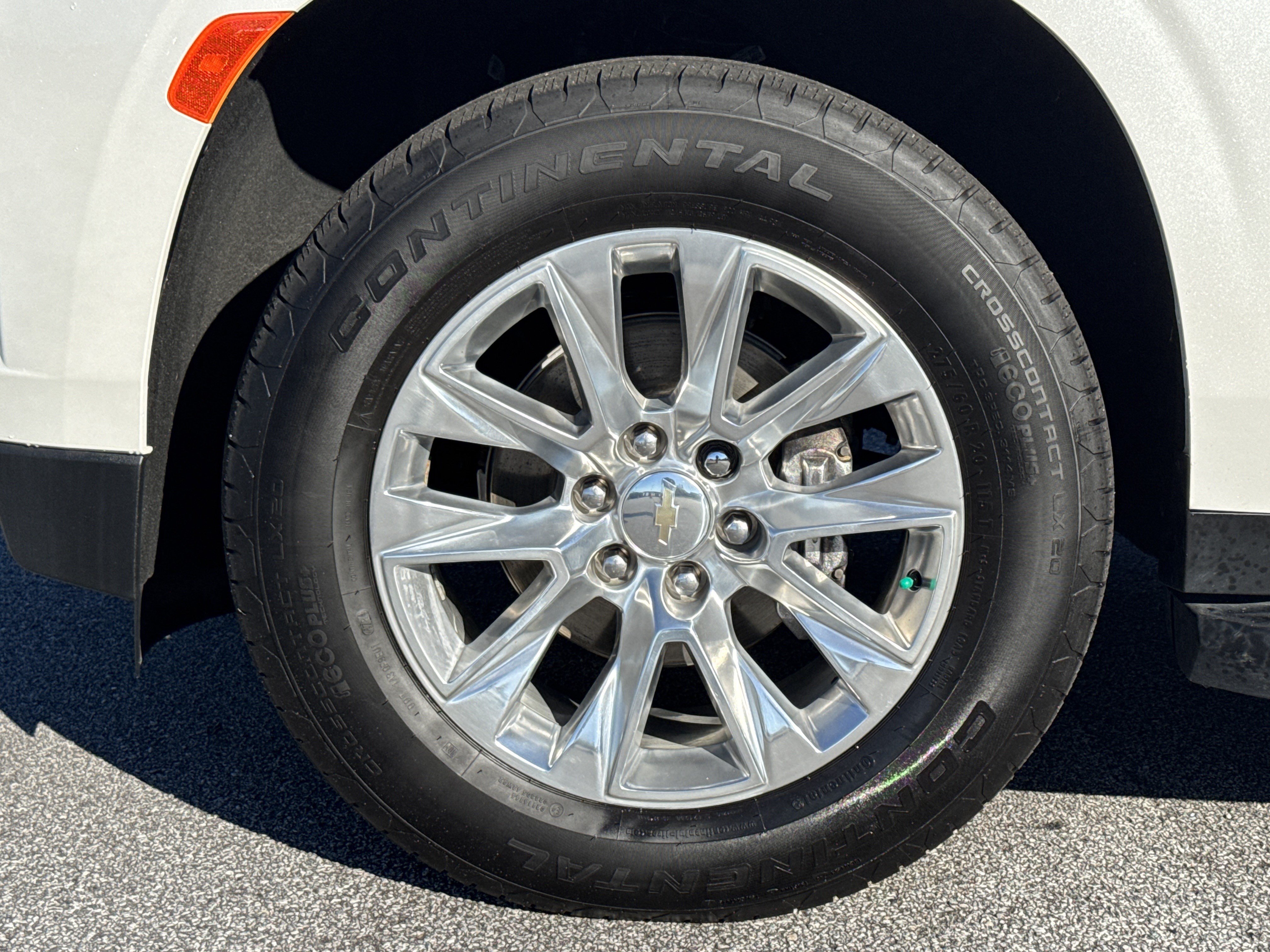 Used 2024 Chevrolet Tahoe Premier w/ Premium Package RWD image 13