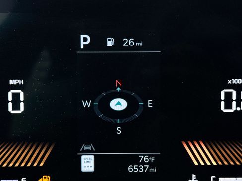 Used 2025 Kia K5 GT-Line w/ GT-Line Premium Package FWD image 40