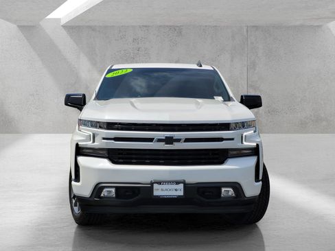 Used 2022 Chevrolet Silverado 1500 RST AWD/4WD image 2