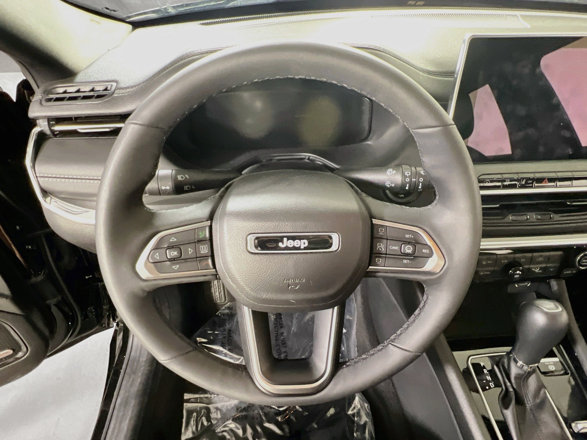 Used 2023 Jeep Compass High Altitude w/ Driver Assist Group I AWD/4WD image 11
