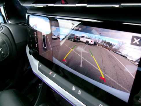 Used 2024 Jeep Wagoneer Launch Edition image 28