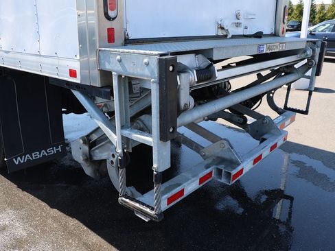 Used 2023 Ford F650 2WD Regular Cab Super Duty image 10