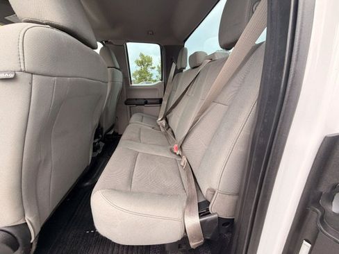Used 2017 Ford F250 XL w/ Power Equipment Group AWD/4WD image 9
