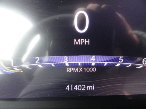 Used 2024 Jeep Grand Cherokee L Limited w/ Luxury Tech Group II AWD/4WD image 31