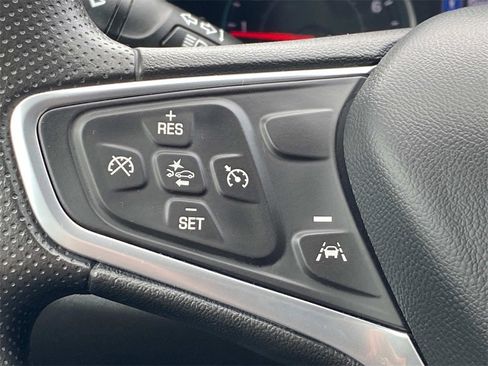 Used 2023 Chevrolet Equinox LT image 22