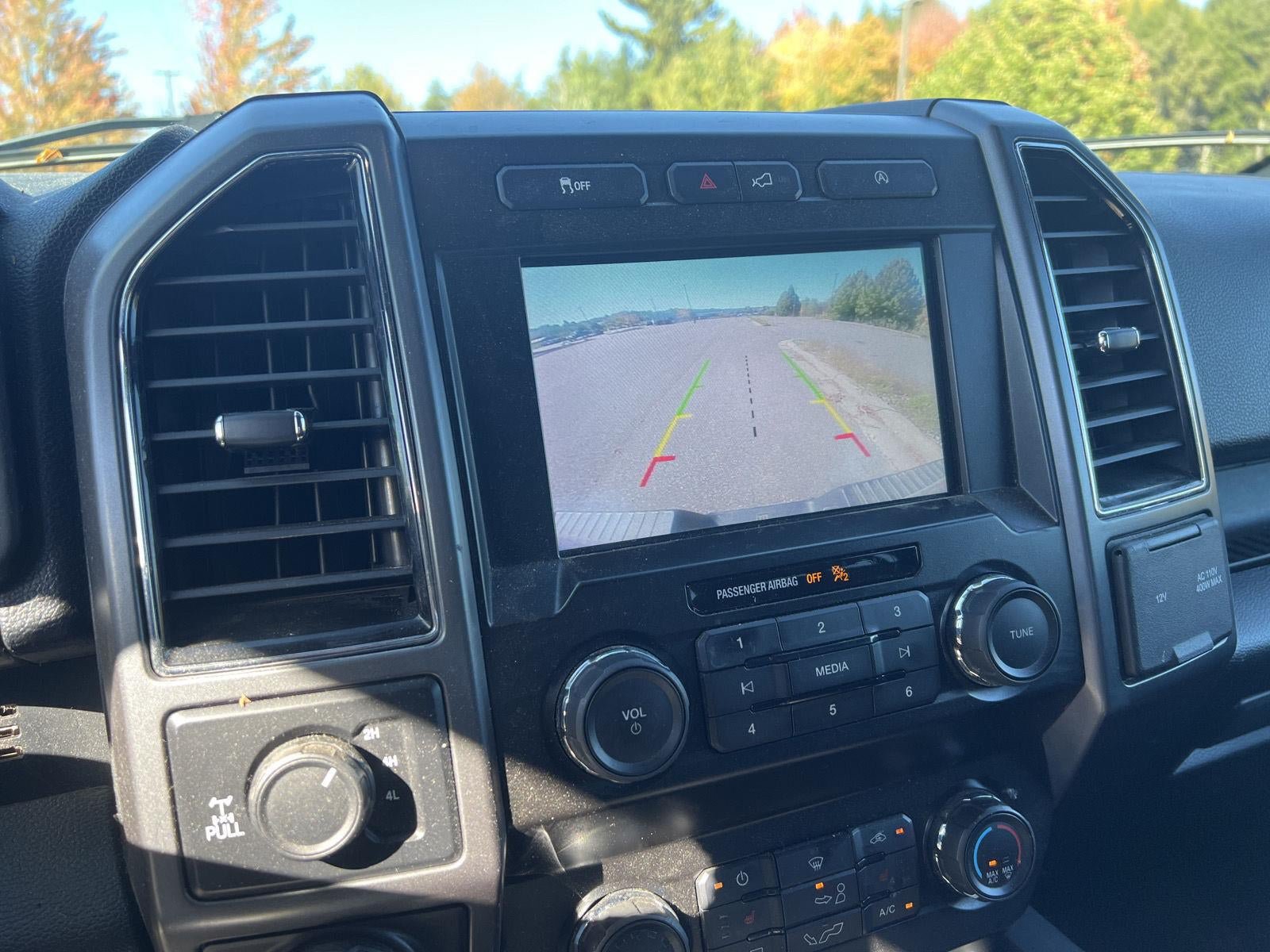 Used 2019 Ford F150 XLT w/ Equipment Group 302A Luxury AWD/4WD image 5