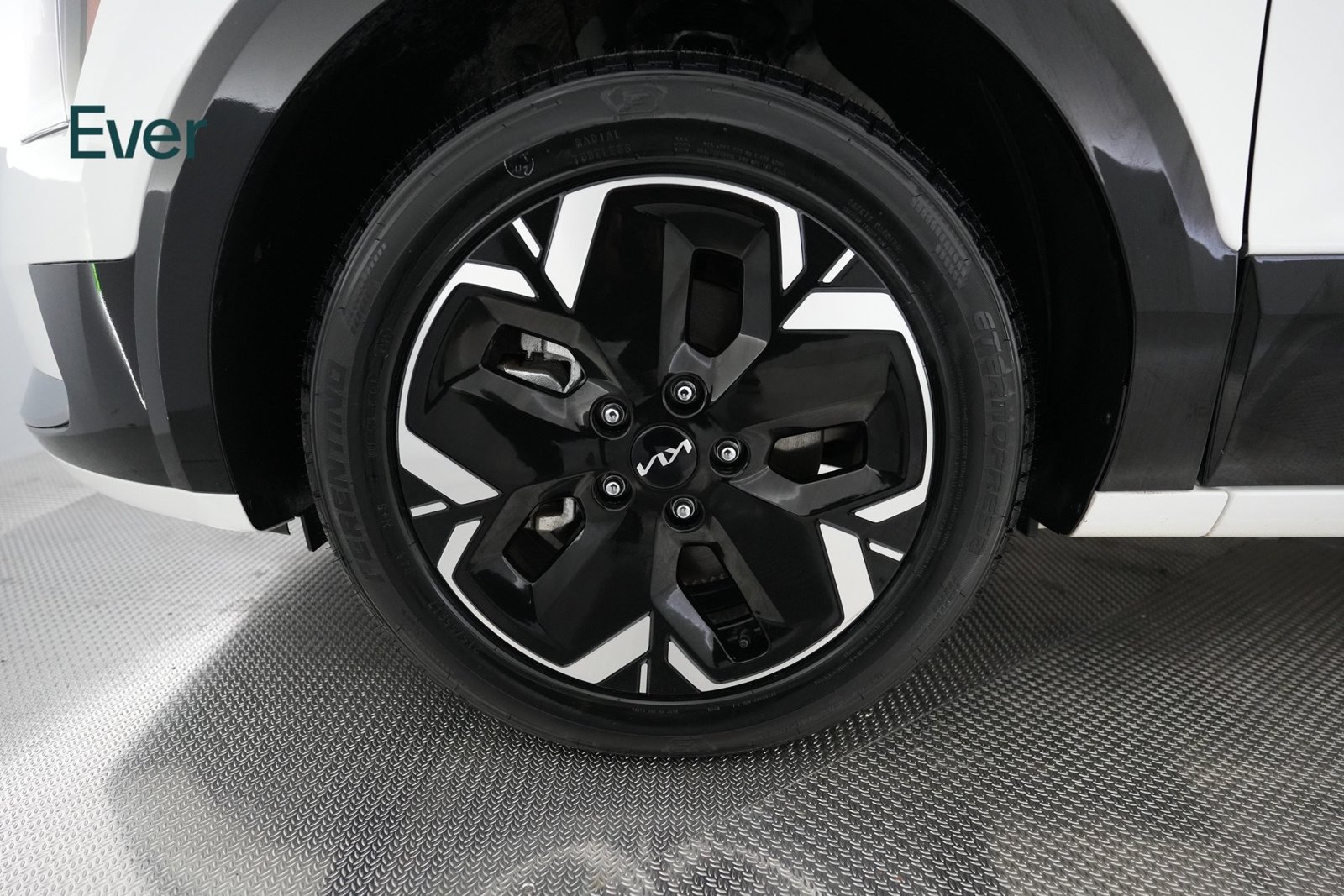 Used 2024 Kia Niro Wind w/ Wind Preserve Package FWD image 19