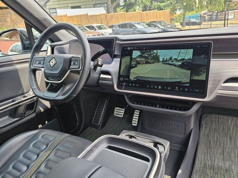 Used 2024 Rivian R1S Adventure AWD/4WD image 12