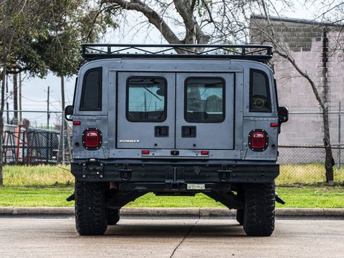 Used 2004 HUMMER H1 4-Door Wagon AWD/4WD image 7