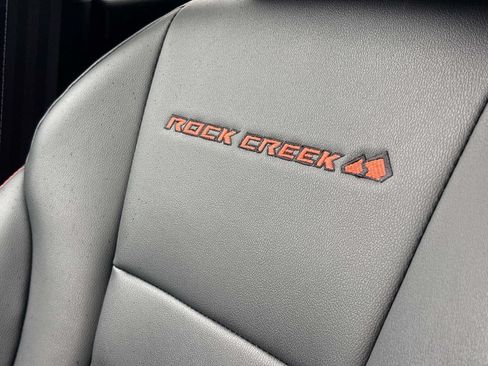 Used 2025 Nissan Rogue SV AWD/4WD image 29