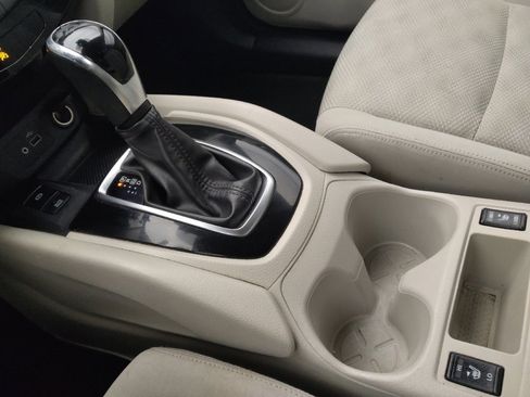 Used 2019 Nissan Rogue Sport SV w/ Technology Package image 26