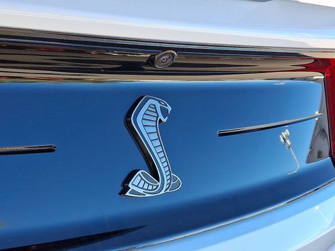 Used 2022 Ford Mustang Shelby GT500 w/ Technology Package image 27