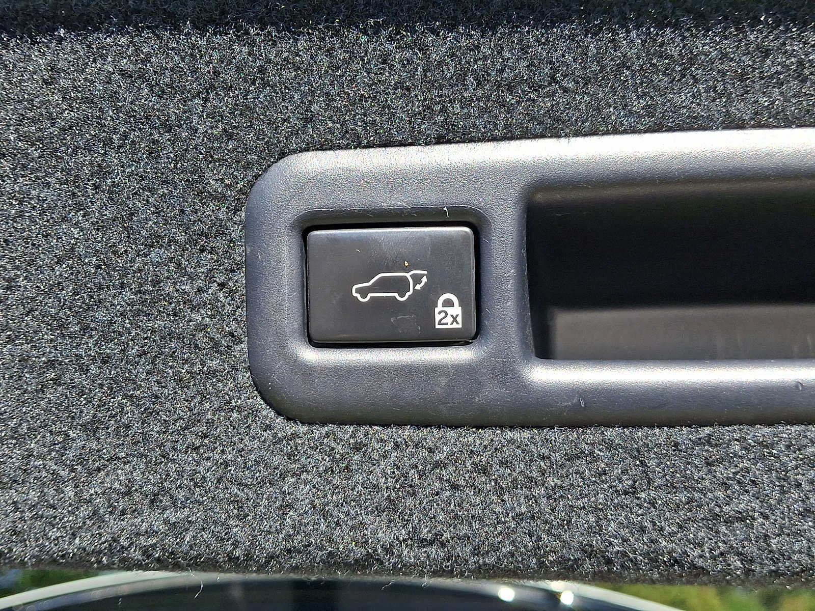 Used 2018 Lexus RX 350L AWD image 32